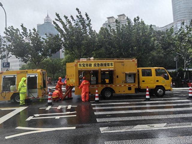 “险情不除，队伍不撤”——回访世纪大道浦电路积水点位