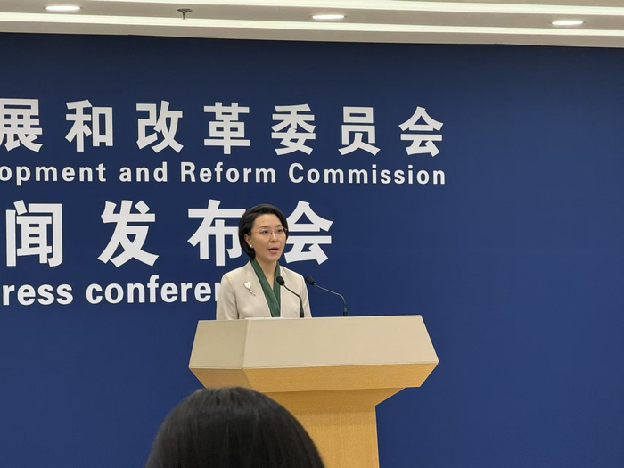 集成电路多项数据表现亮眼，国家发改委重磅回应