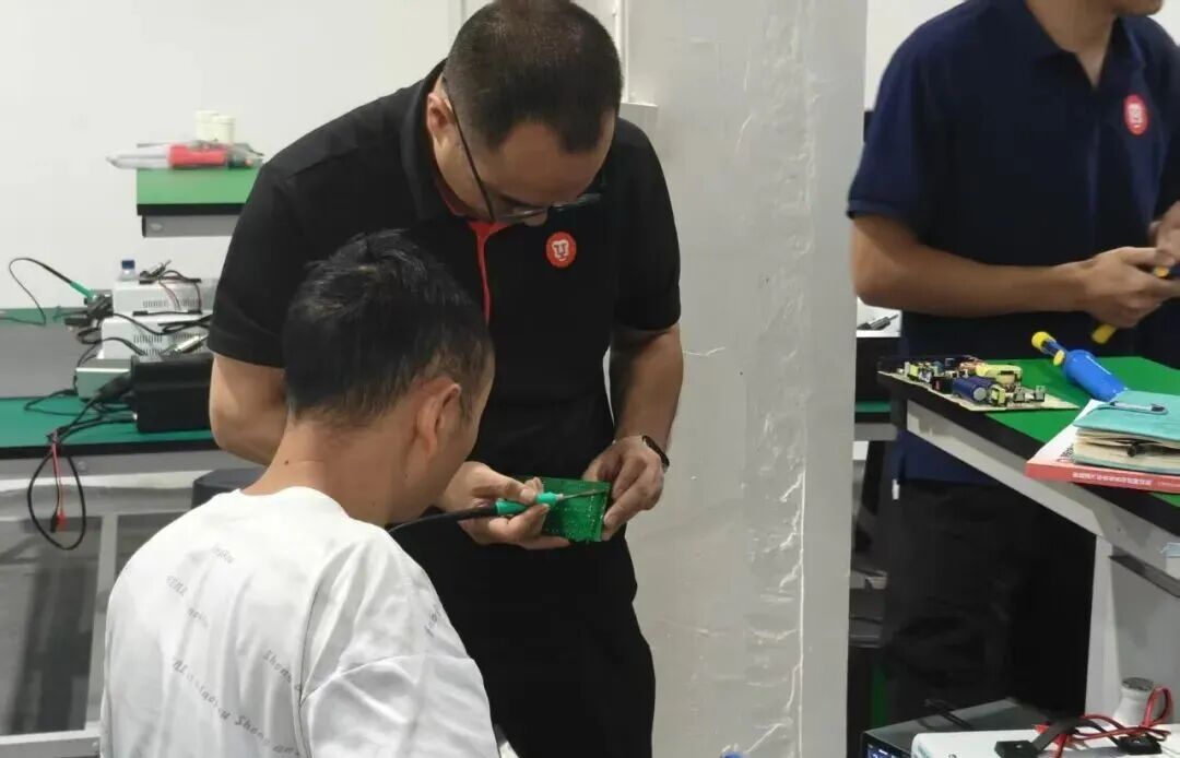三电电路板都修不了，谈什么
